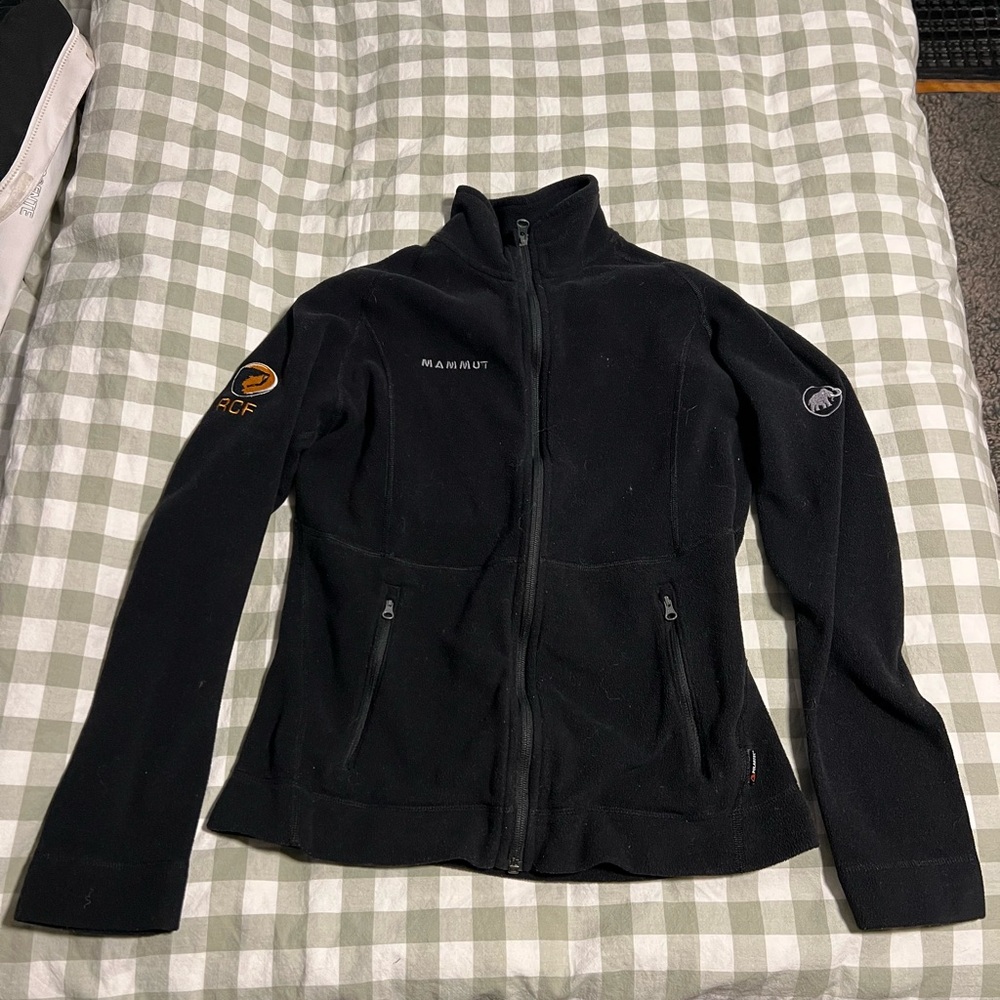 Mammut Women's Black Fleece- size small